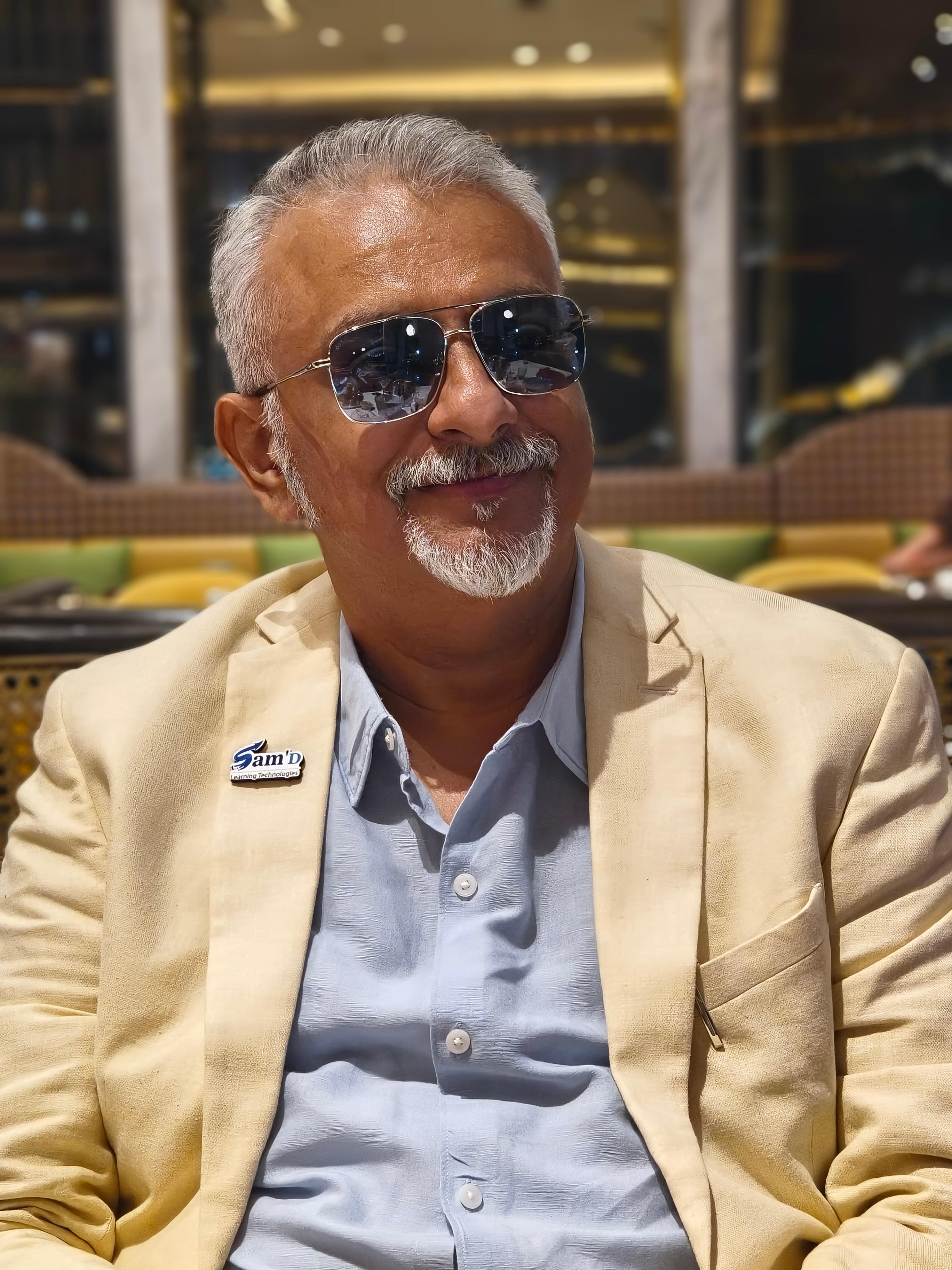 Mr. Sammir Ddesai, mentor